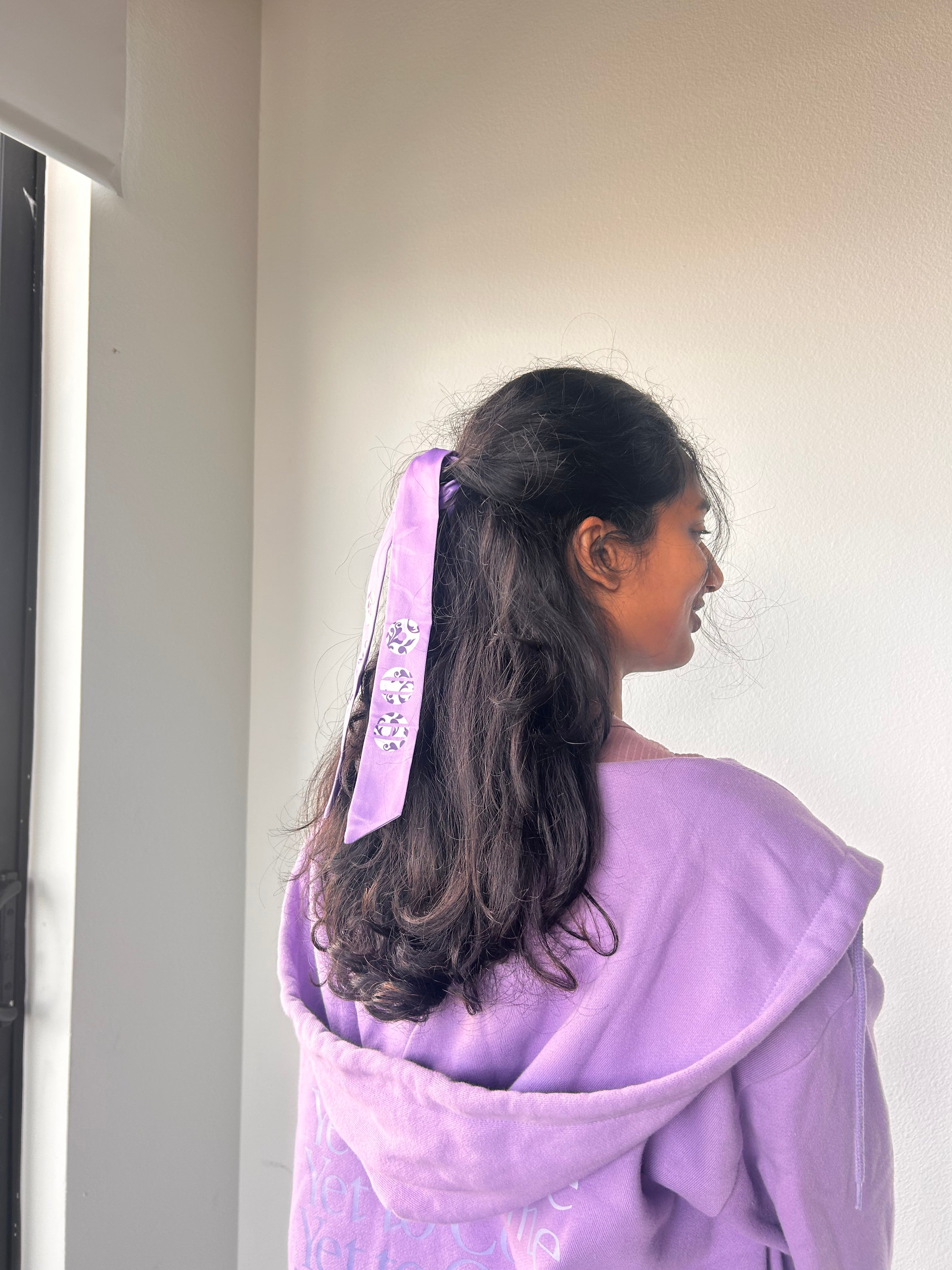 Arirang Satin Hair Scarf – K-Pop Concert Accessory